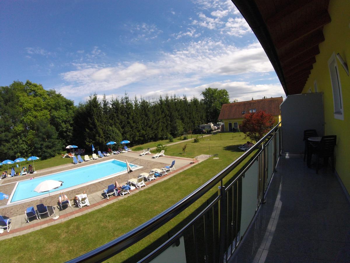 Gasthof Zum Lindenhof บัดราดเคอร์สบวร์ก ภายนอก รูปภาพ